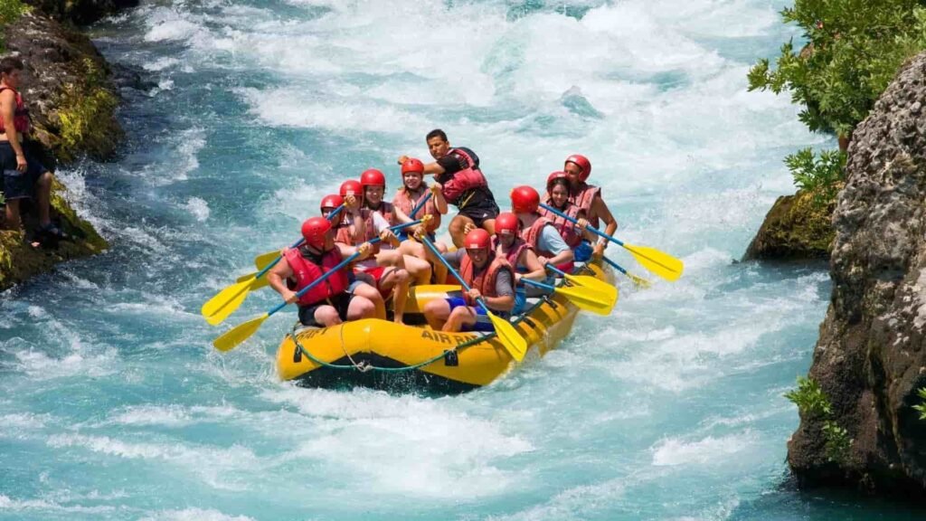 river rafting rishikesh-min
